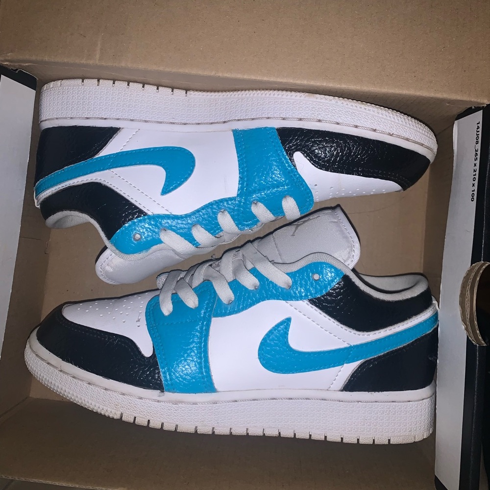 Youth Jordan’s